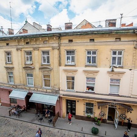 Апартаменти На Площі Ринок З Новим Сучасним Ремонтом Lviv Dış mekan fotoğraf