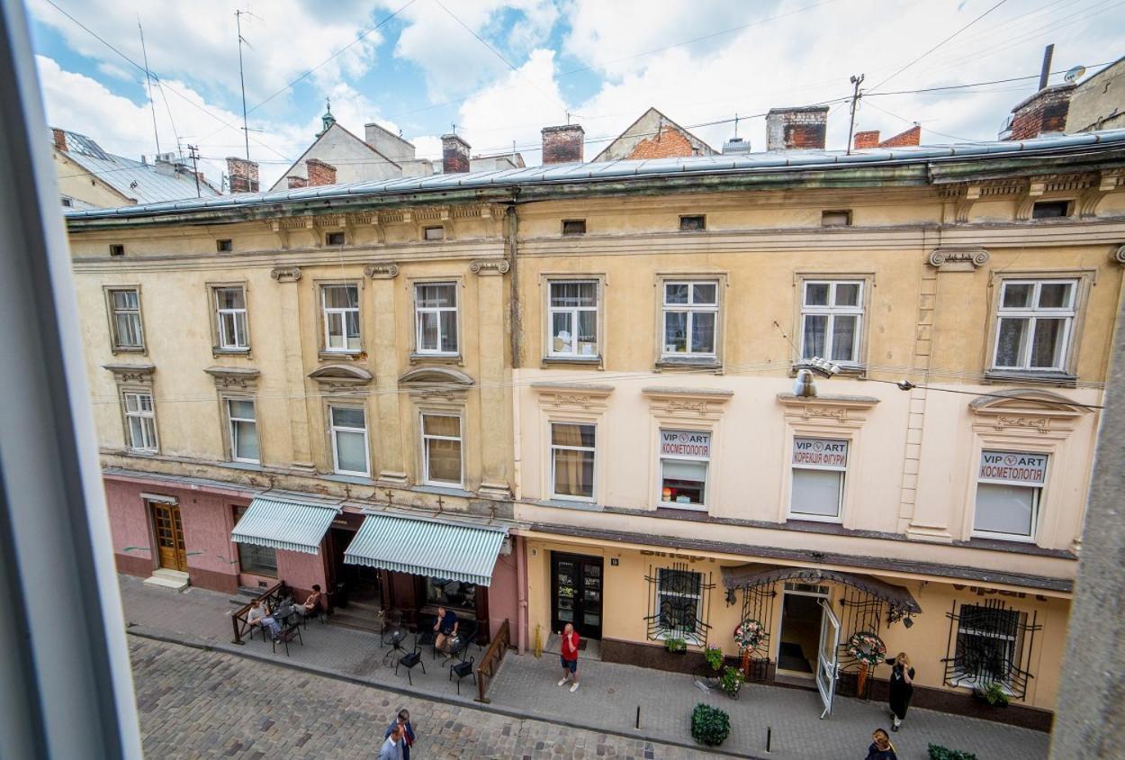 Апартаменти На Площі Ринок З Новим Сучасним Ремонтом Lviv Dış mekan fotoğraf